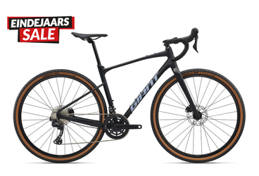 GIANT REVOLT 0 | EINDEJAARS SALE